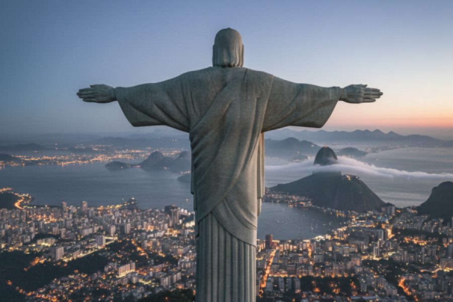 RIO EN TUS MANOS